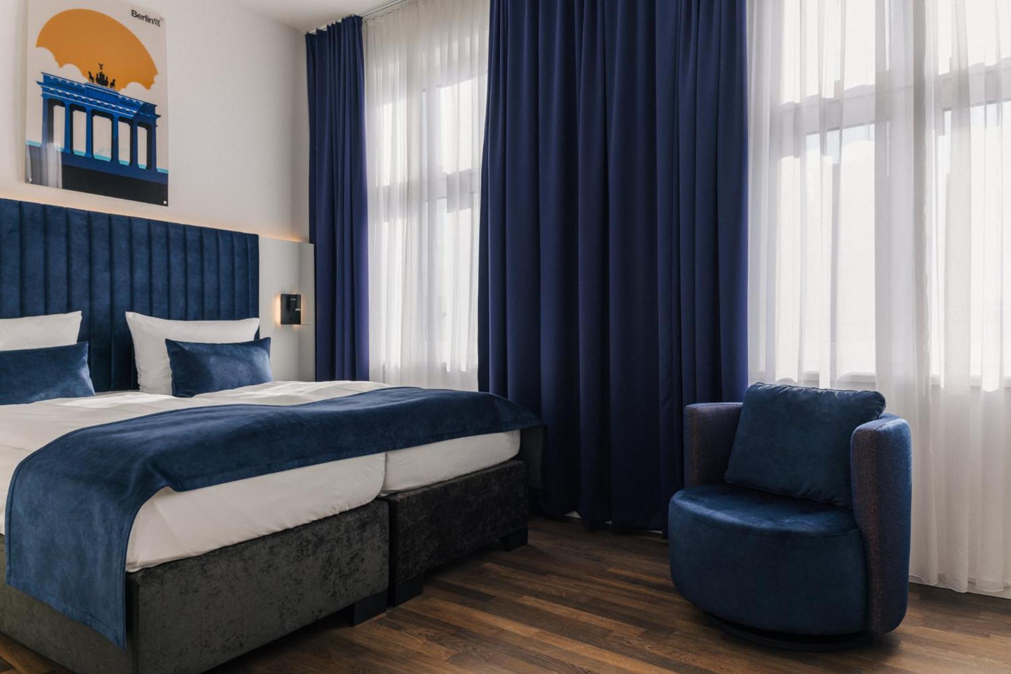 Homaris East Side Hotel Berlin Exterior photo